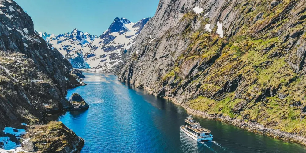 From Svolvær: Lofoten Islands Silent Trollfjord Cruise